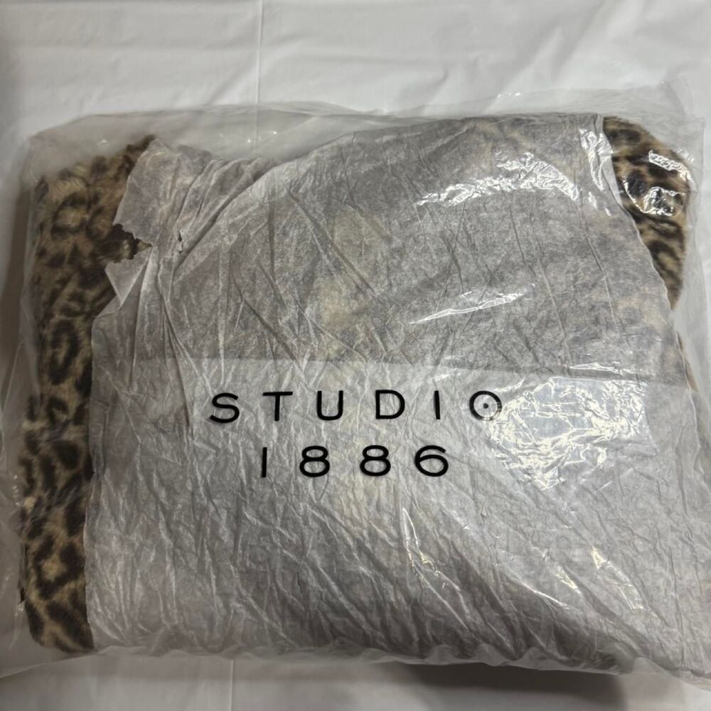 Studio Women's Jacket - Picture 6 of 6